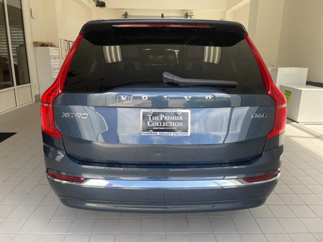 2023 Volvo XC90 AWD Plus photo 3