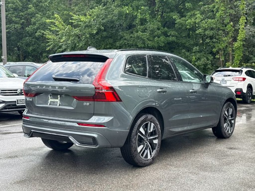 New 2026 Volvo XC60 B5 Plus SUV