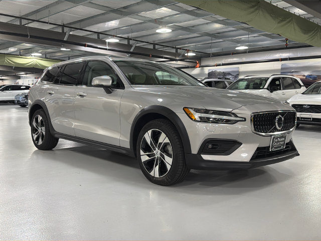  Volvo V60 Cross Country