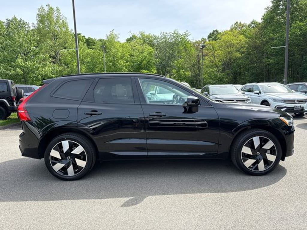 Certified 2023 Volvo XC60 Recharge Plug-In Hybrid Plus Dark SUV