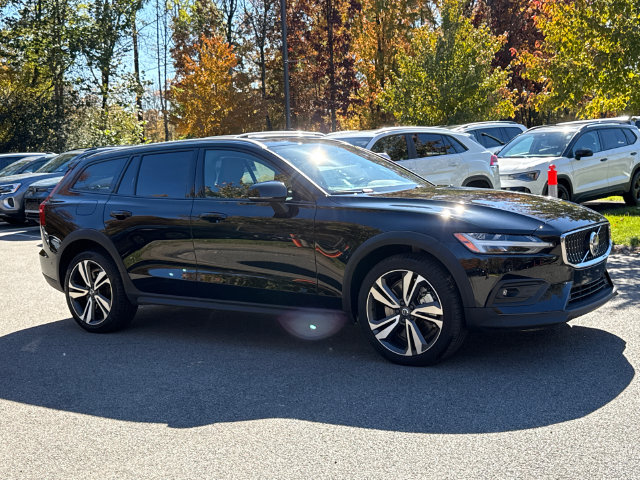 Certified 2026 Volvo V60 Cross Country B5 Plus Wagon