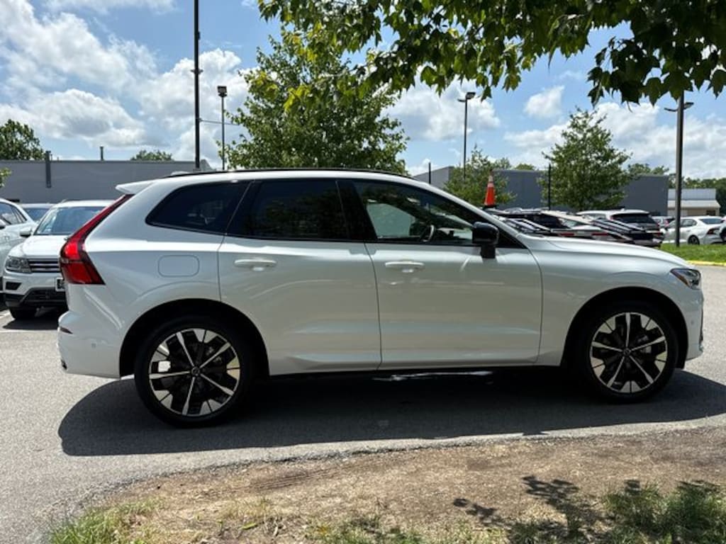 Used 2026 Volvo XC60 B5 Plus SUV