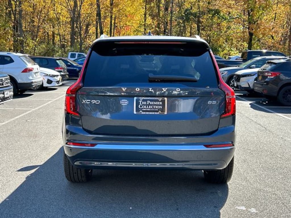 New 2026 Volvo XC90 B5 Core SUV
