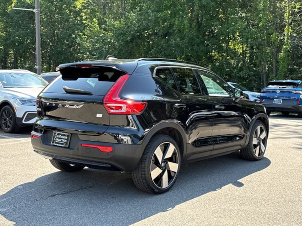 Certified 2023 Volvo XC40 Recharge Pure Electric Plus SUV