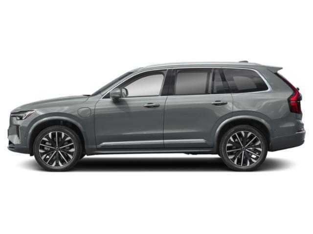 2026 Volvo XC90 T8 Plus photo 3