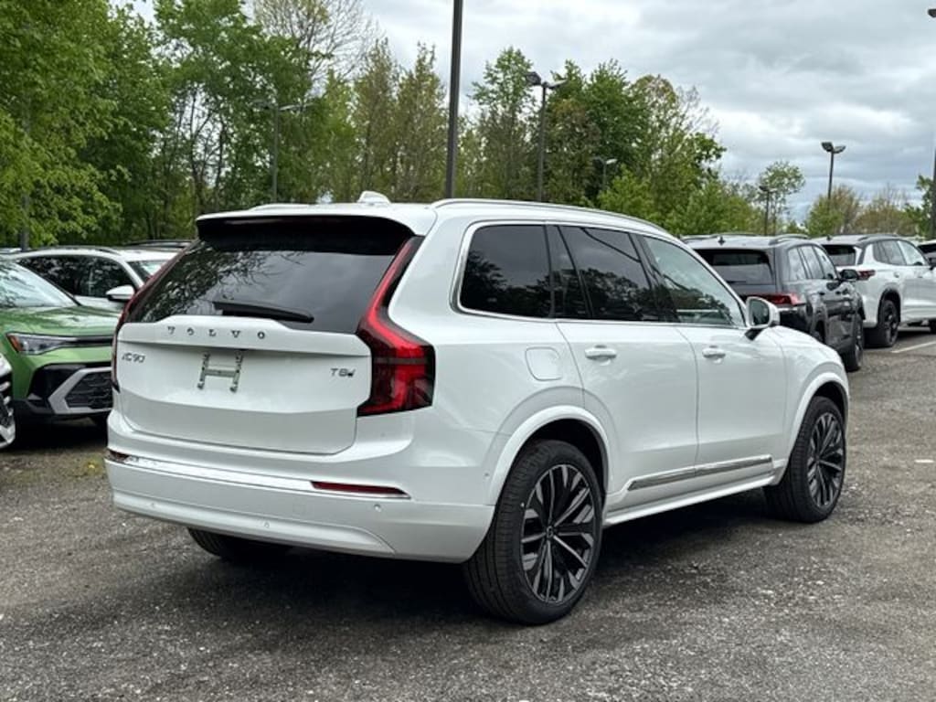 New 2026 Volvo XC90 plug-in hybrid T8 Ultra 7-Seater SUV