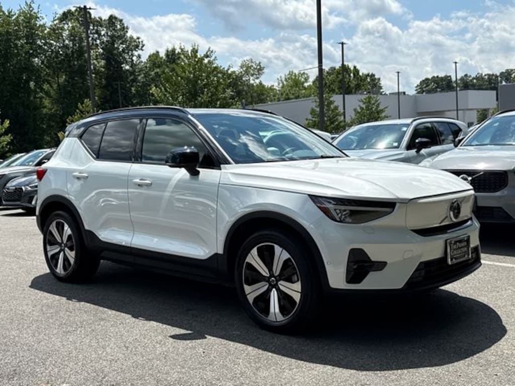Certified 2023 Volvo XC40 Recharge Pure Electric Plus SUV