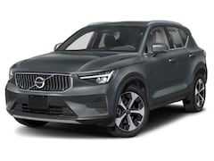 2025 Volvo XC40 B5 Plus Bright Theme SUV