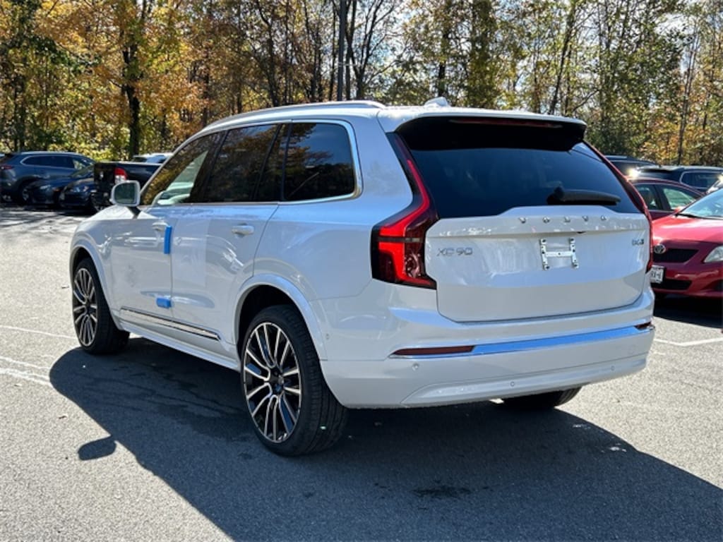 New 2026 Volvo XC90 B6 Plus 7-Seater SUV