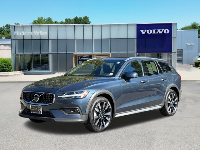  Volvo V60 Cross Country