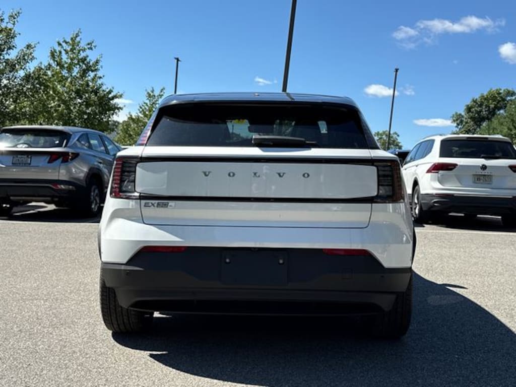 New 2026 Volvo EX30 Twin Motor Ultra SUV