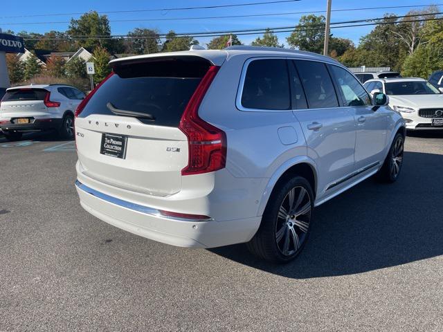 2024 Volvo XC90 B5 Plus photo 2