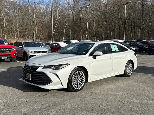2021 Toyota Avalon Limited's photo