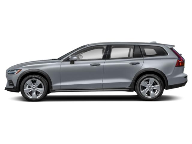 2022 Volvo V60 Cross Country T5 AWD photo 3