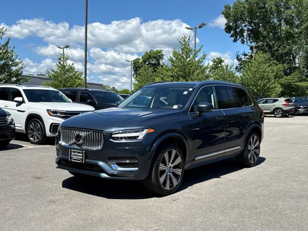 Certified 2025 Volvo XC90 B6 Plus 7-Seater SUV