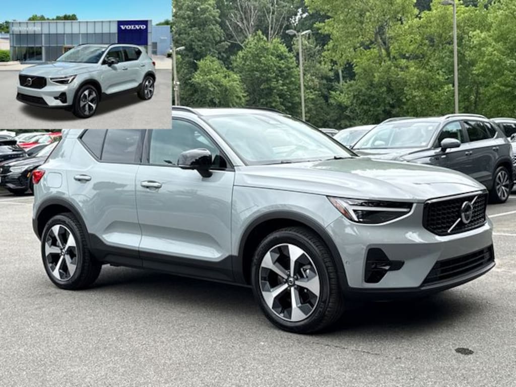 Certified 2026 Volvo XC40 B5 Plus SUV