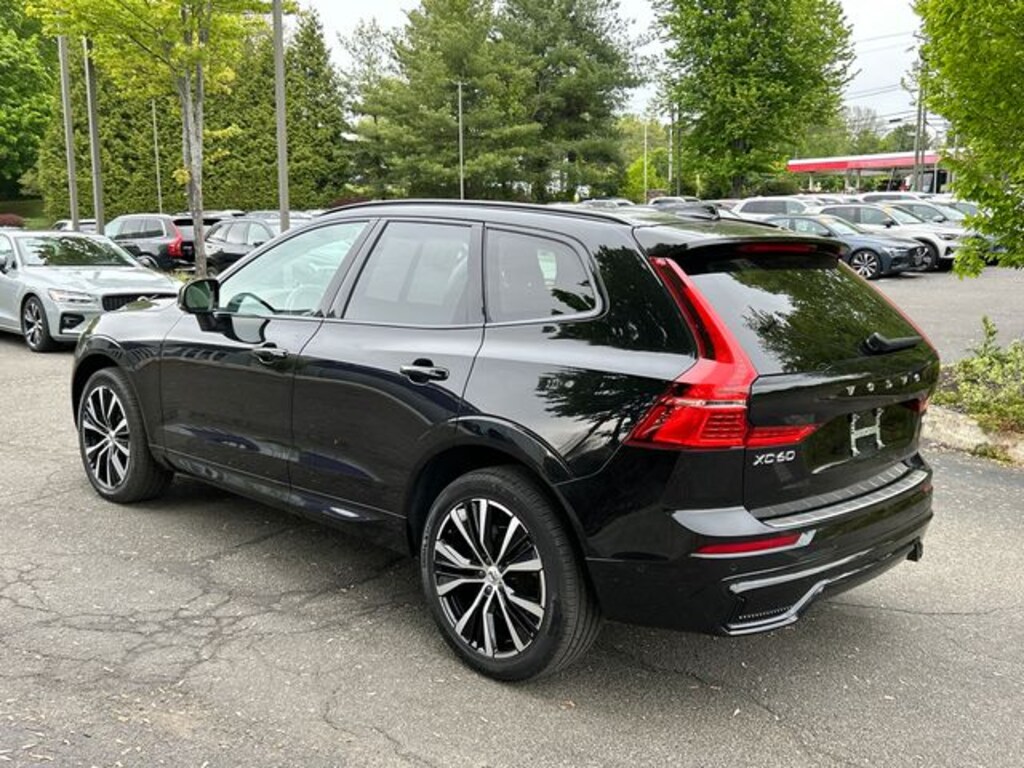 Used 2023 Volvo XC60 B5 AWD Plus Dark SUV