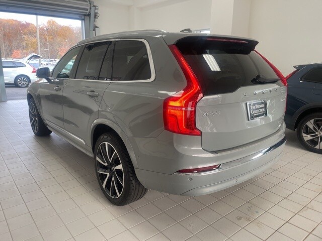 2024 Volvo XC90 Plus photo 2
