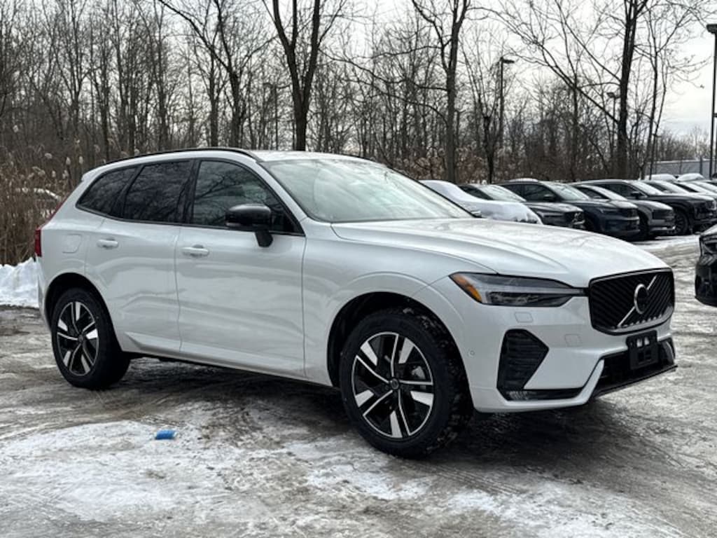 New 2026 Volvo XC60 B5 Plus SUV