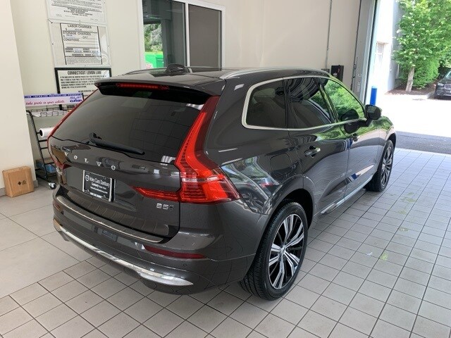 2022 Volvo XC60 B5 Inscription photo 4