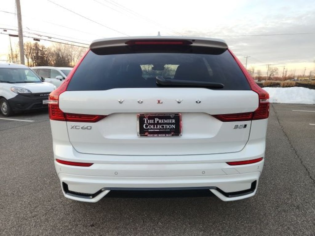 Certified 2025 Volvo XC60 B5 Plus SUV