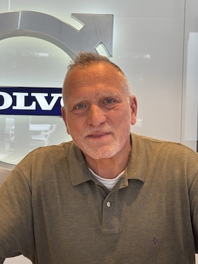 Staff member Dan DeCicco from ID_78aa69132180