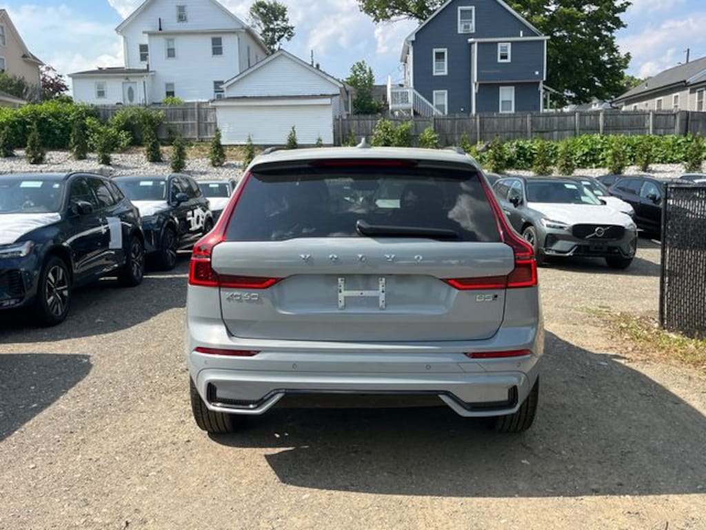 New 2026 Volvo XC60 B5 Plus SUV
