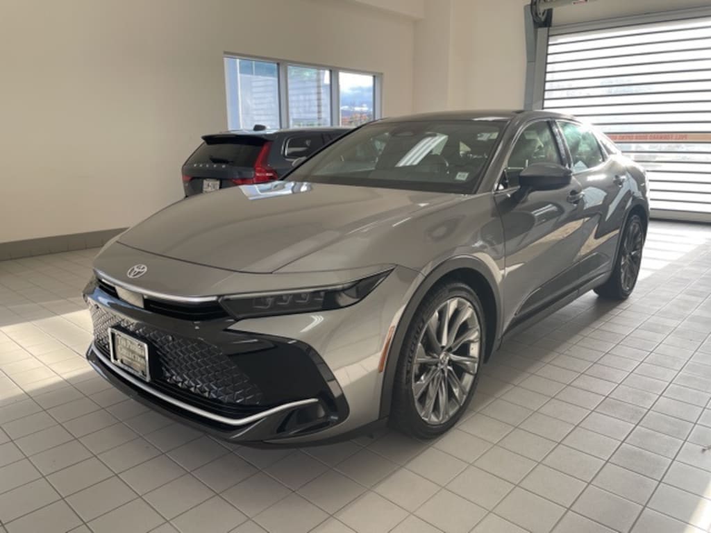 Used 2023 Toyota Crown Sedan