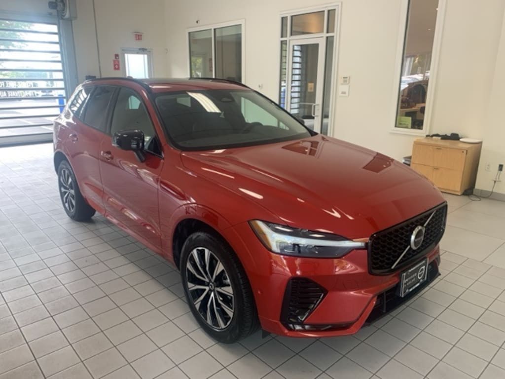Certified 2023 Volvo XC60 B5 AWD Plus Dark SUV