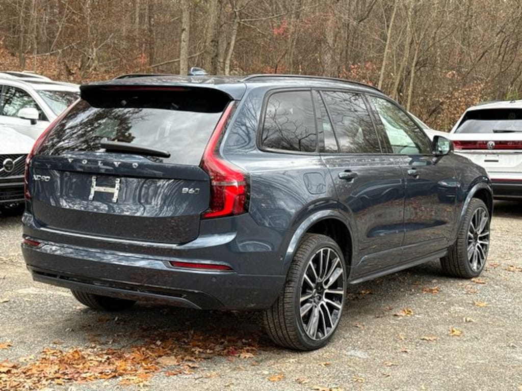 New 2026 Volvo XC90 B6 Ultra Dark Theme 7-Seater SUV