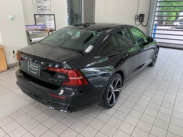 2025 Volvo S60 B5 Plus photo 3