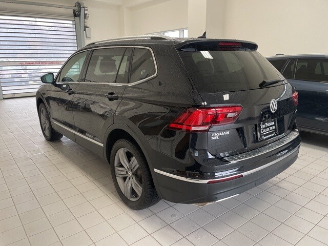 2020 Volkswagen Tiguan SEL photo 2