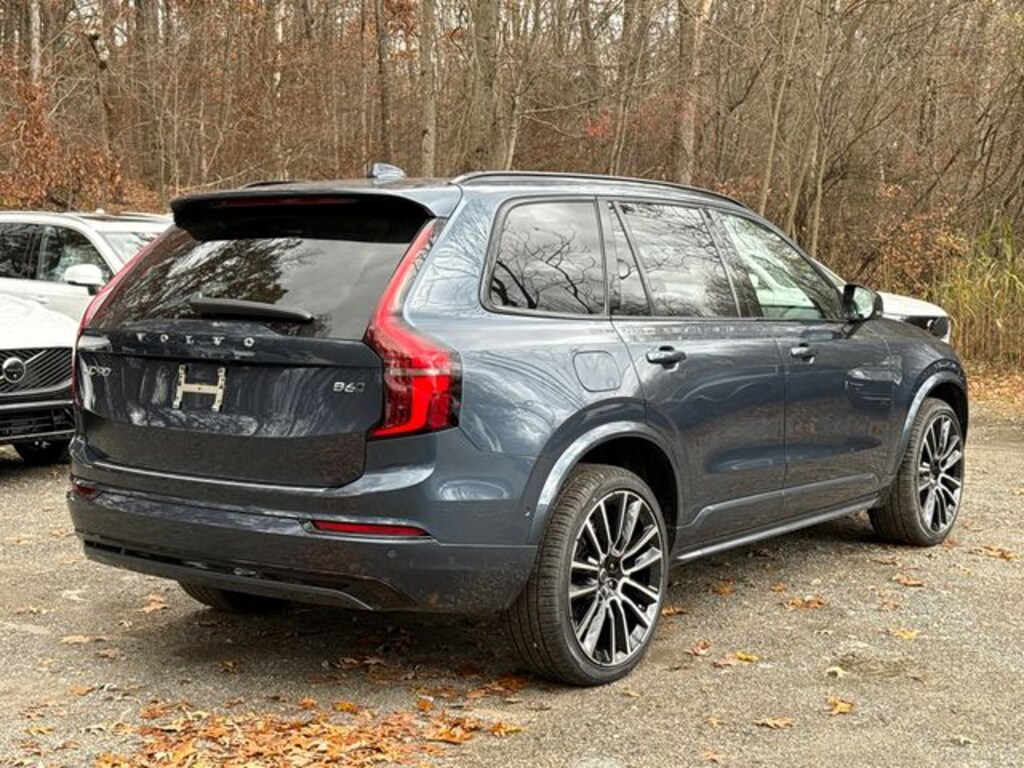 New 2026 Volvo XC90 B6 Ultra Dark Theme 6-Seater SUV