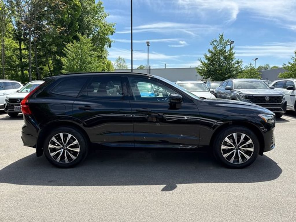 Certified 2025 Volvo XC60 B5 Core SUV