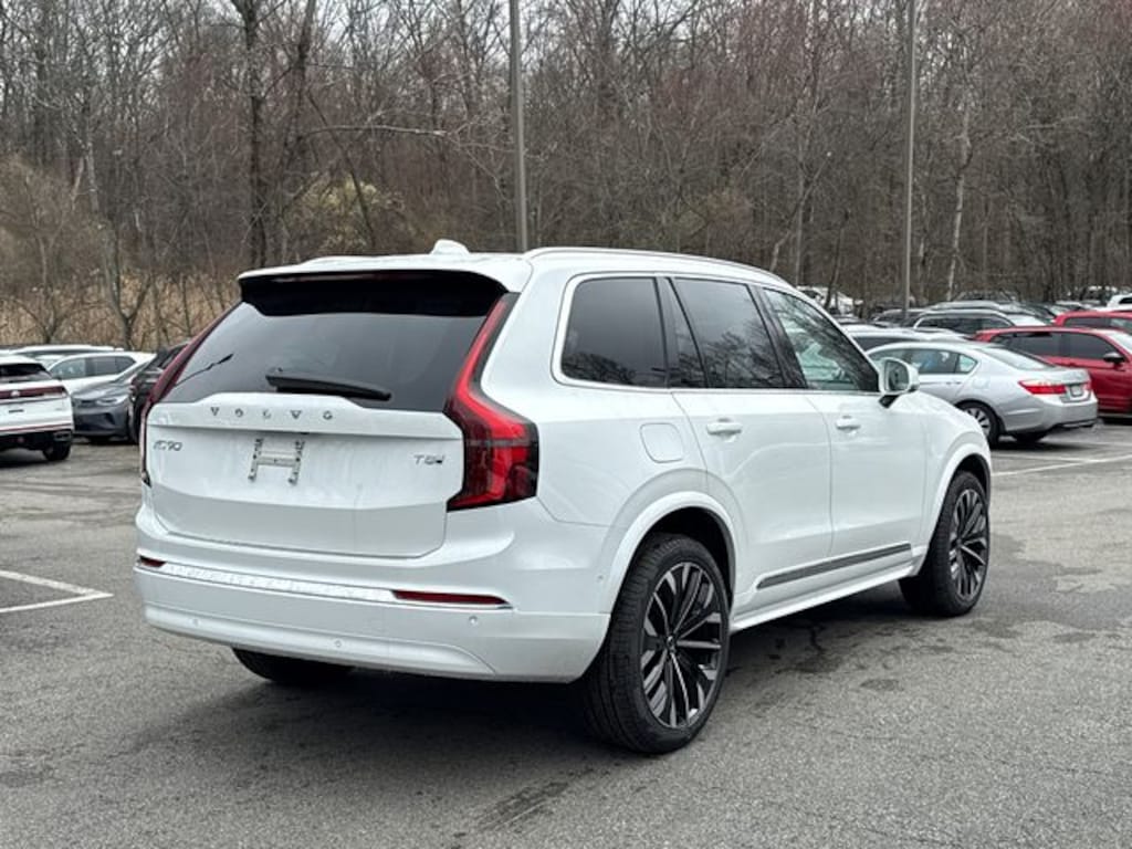 New 2026 Volvo XC90 plug-in hybrid T8 Ultra 7-Seater SUV