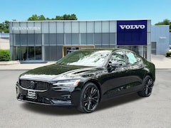 2024 Volvo S60 B5 Plus Black Edition Sedan