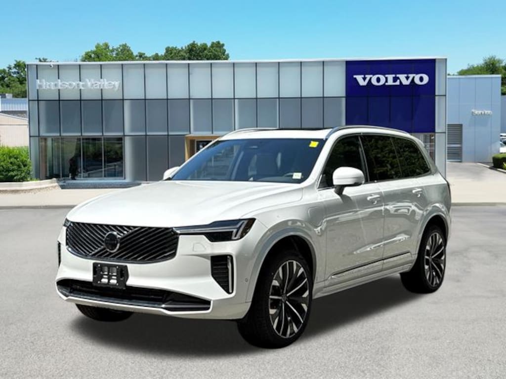 New 2026 Volvo XC90 plug-in hybrid T8 Plus 6-Seater SUV