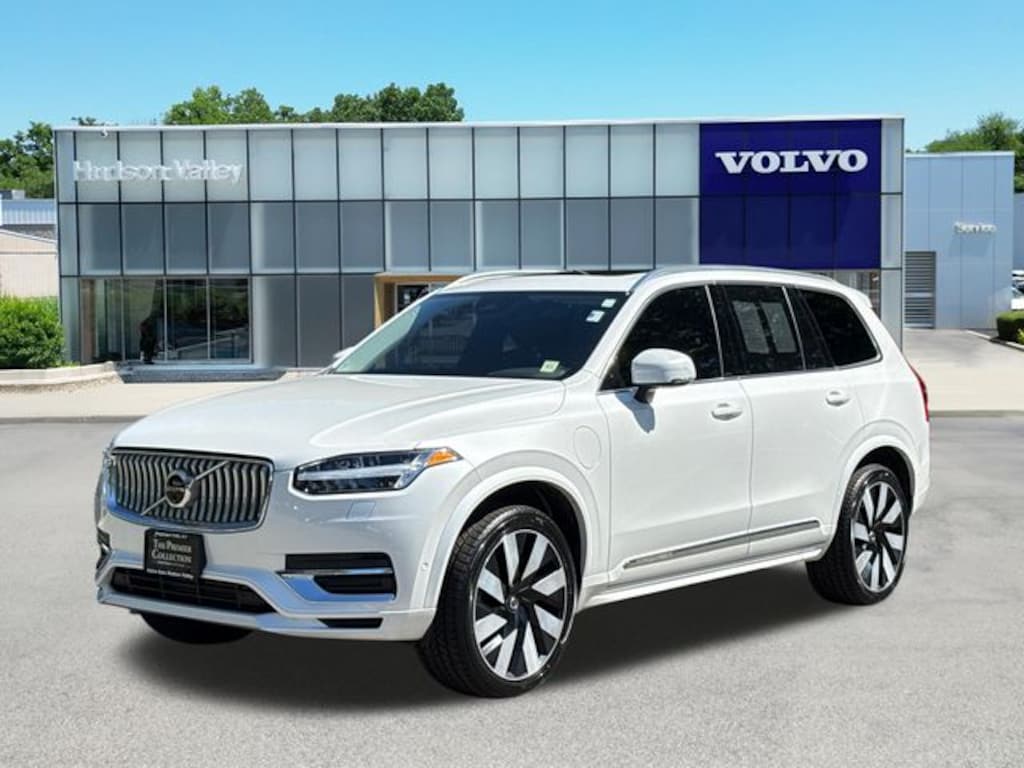 Certified 2024 Volvo XC90 plug-in hybrid T8 Plus Bright 7-Seater SUV