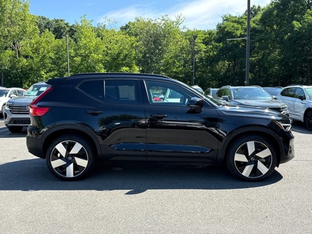Certified 2023 Volvo XC40 Recharge Pure Electric Plus SUV