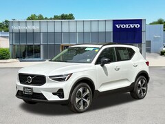 2026 Volvo XC40 B5 Plus AWD SUV