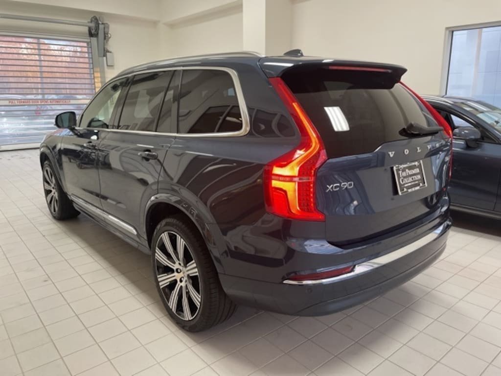 Certified 2024 Volvo XC90 B6 Ultimate Bright 6-Seater SUV
