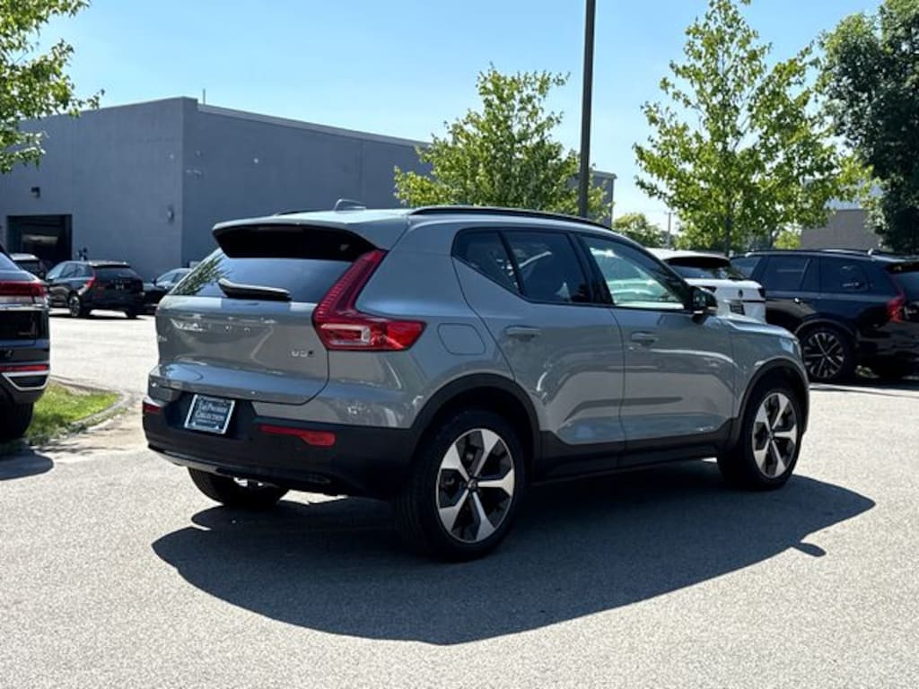 Certified 2026 Volvo XC40 B5 Plus SUV