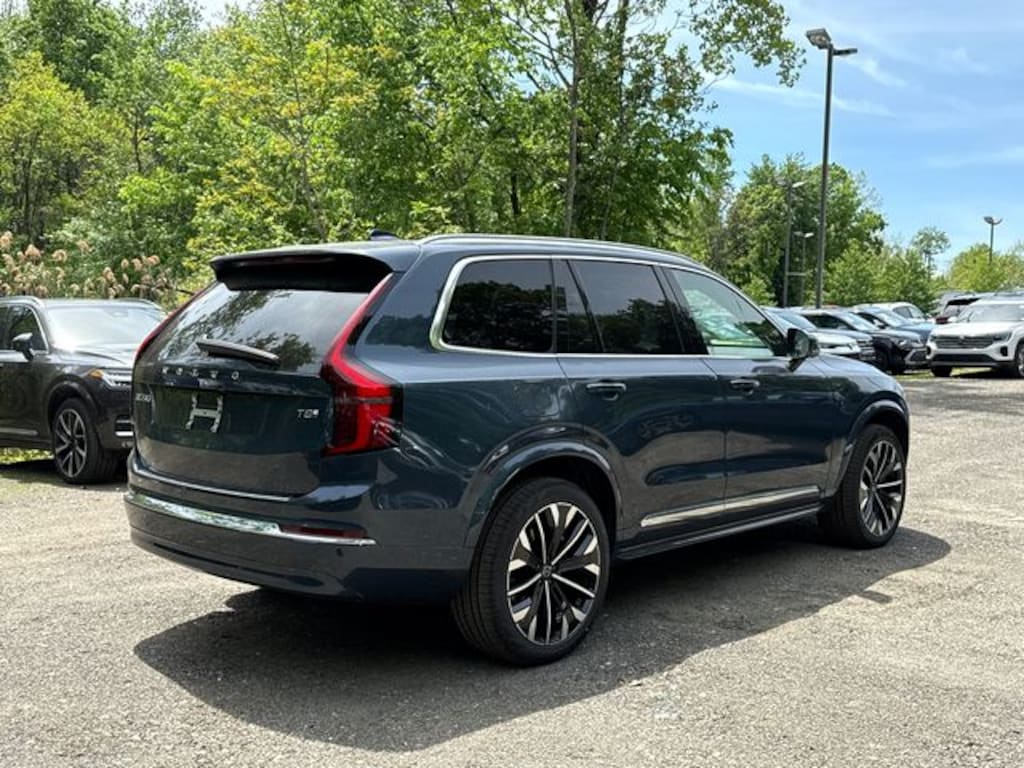 New 2026 Volvo XC90 plug-in hybrid T8 Plus 6-Seater SUV
