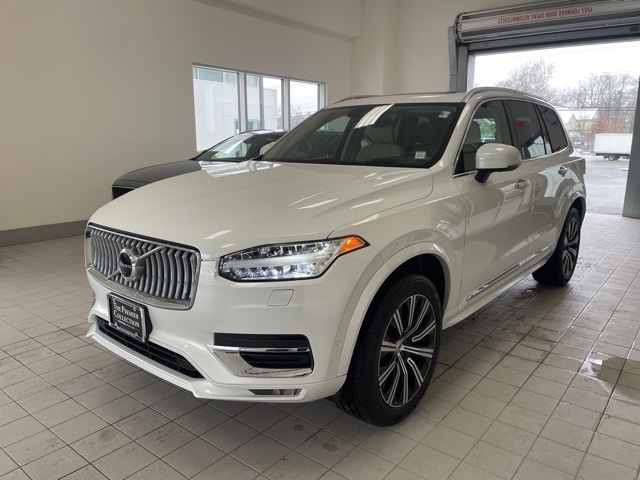 2022 Volvo XC90 Inscription's photo