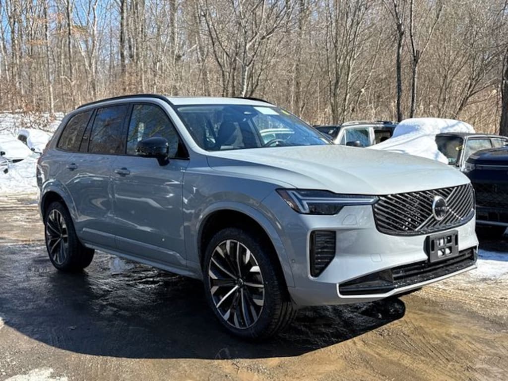 New 2026 Volvo XC90 B6 Ultra Dark Theme 6-Seater SUV