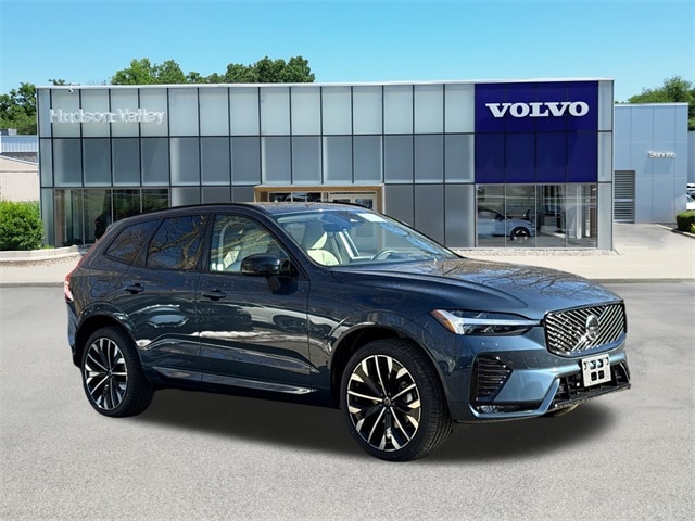 2026 Volvo XC60 Ultra's photo