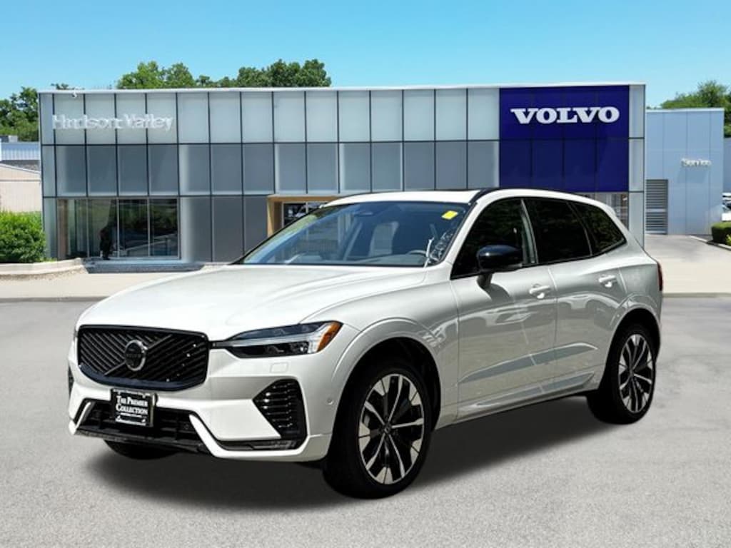 New 2026 Volvo XC60 B5 Plus SUV