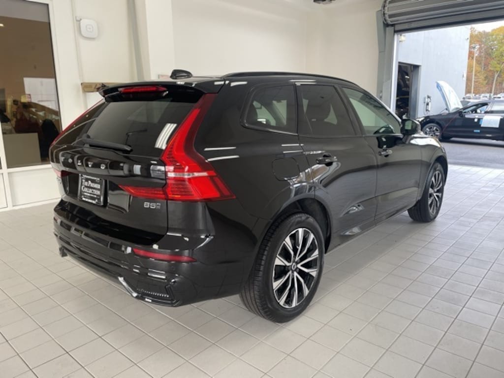Certified 2025 Volvo XC60 B5 Core SUV
