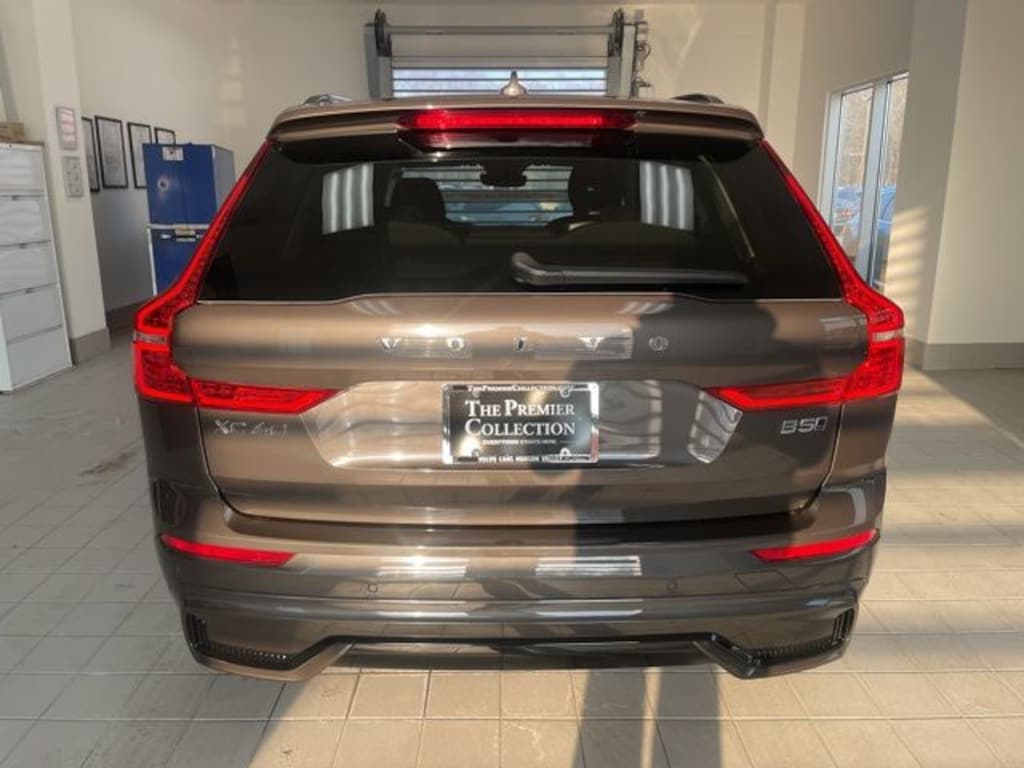 Certified 2025 Volvo XC60 B5 Plus SUV
