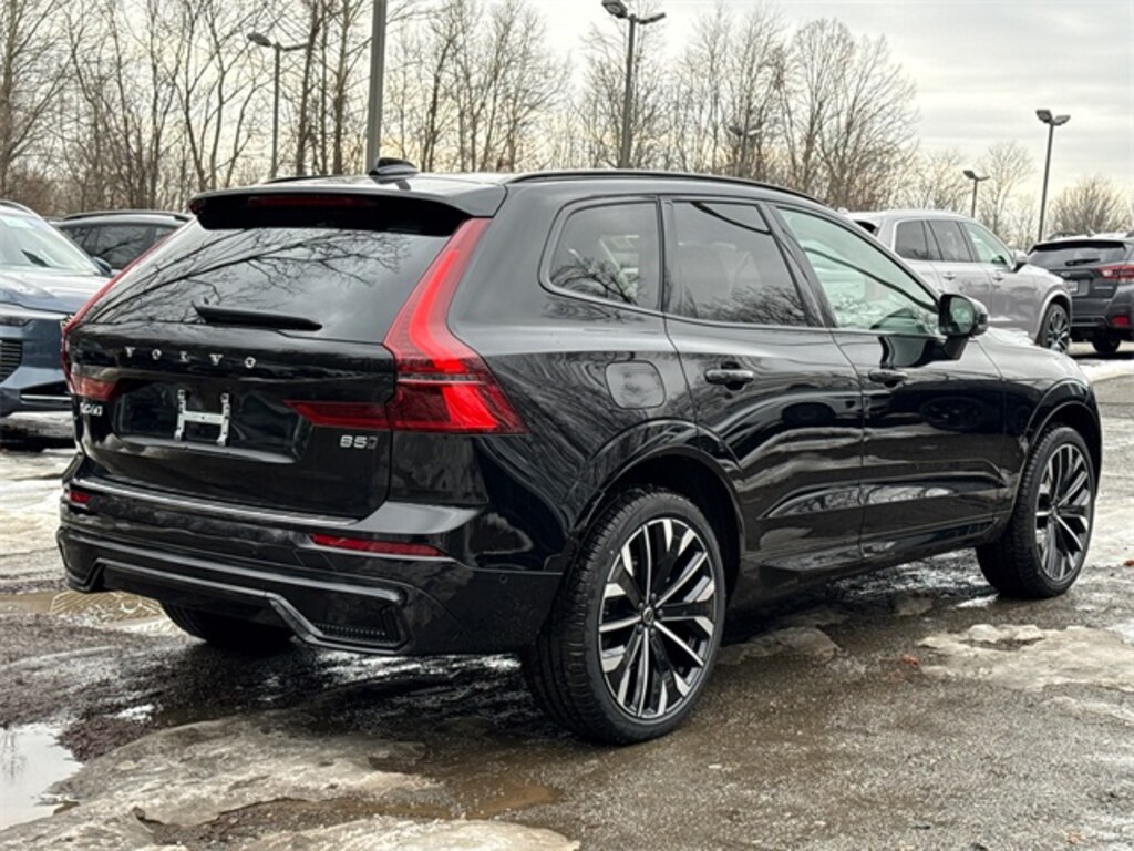 New 2026 Volvo XC60 B5 Ultra SUV